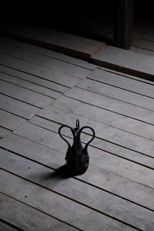 Alien vase 1 (2024)