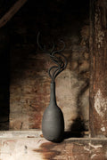 Alien vase L (2024)