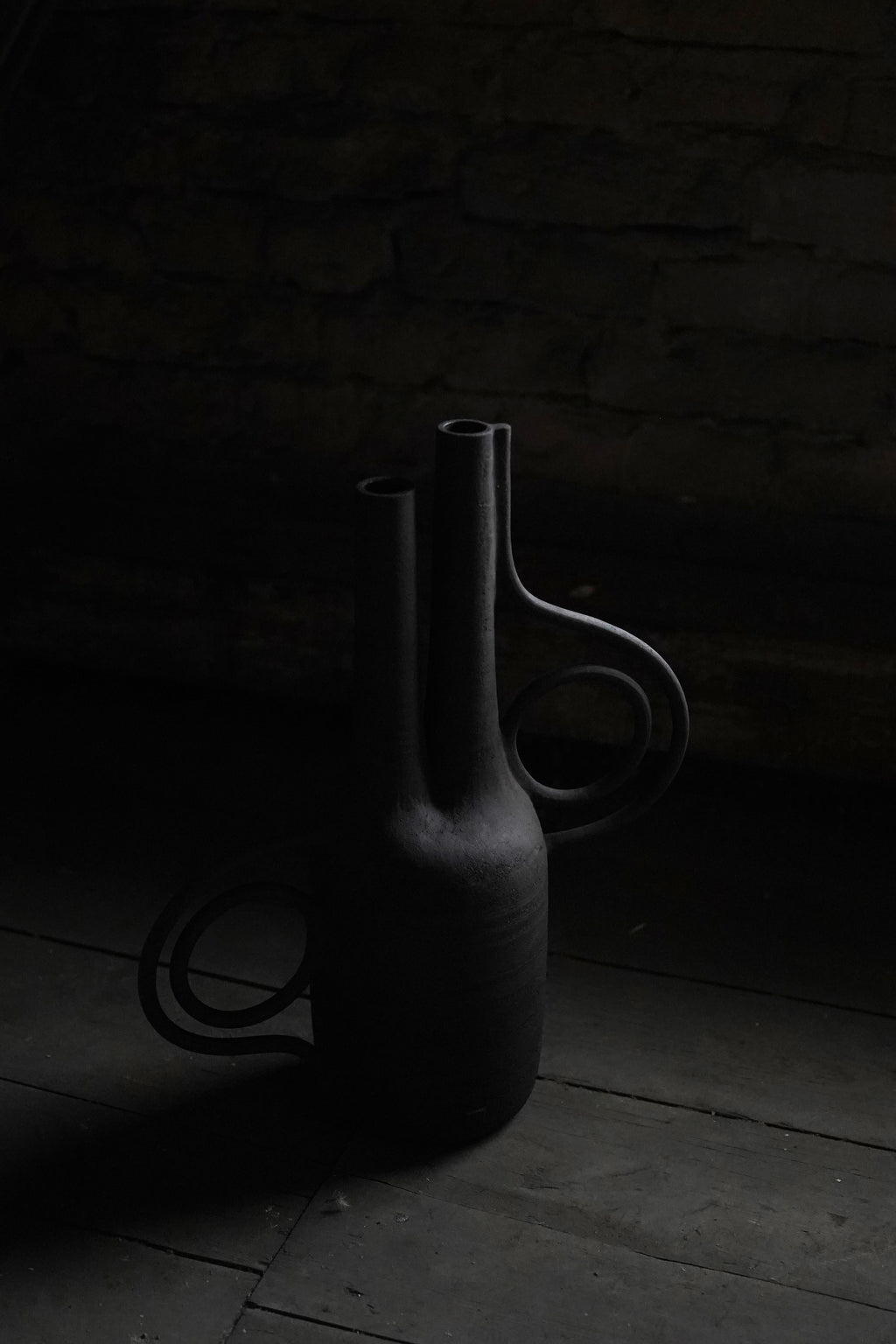 Orbit black vase - L