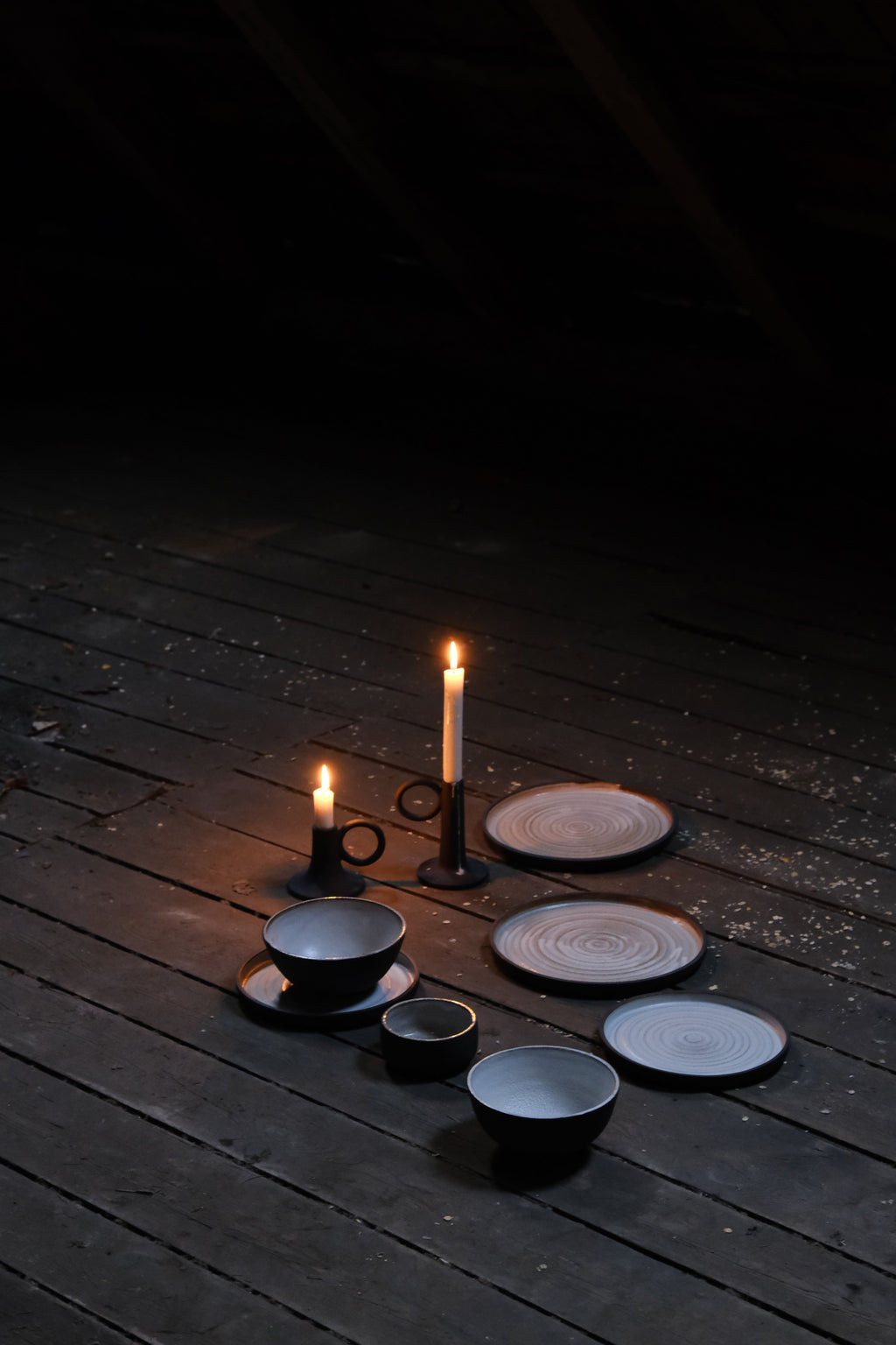Black Moon candle holder