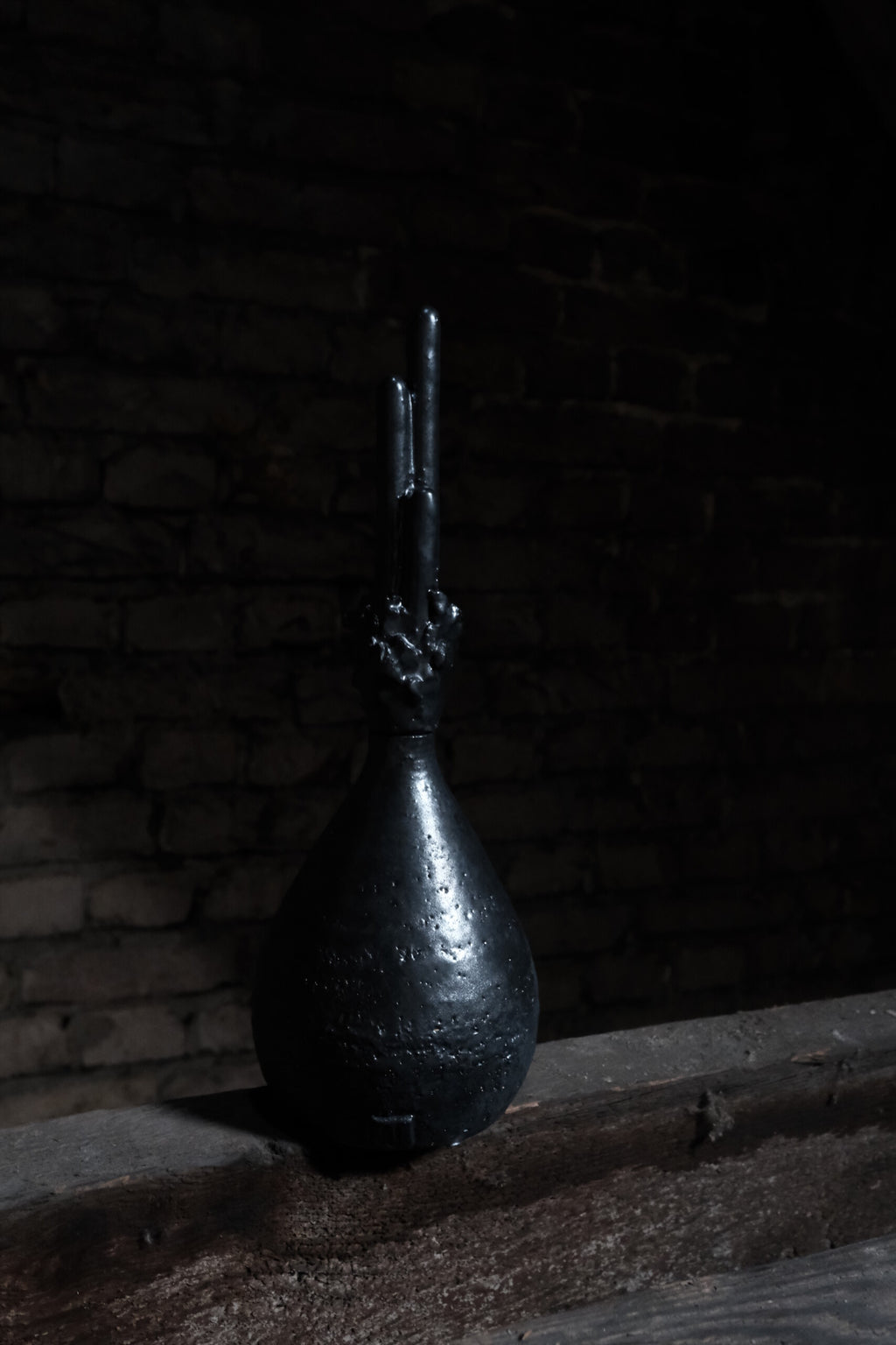 Dark Crystal vase 1