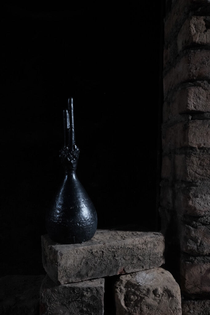 Dark Crystal vase 1