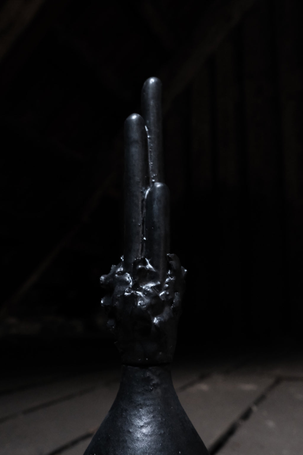 Dark Crystal vase 1