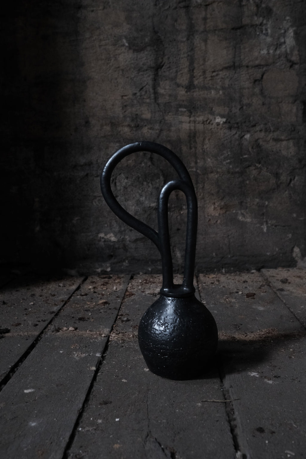 Dark Crystal vase 4
