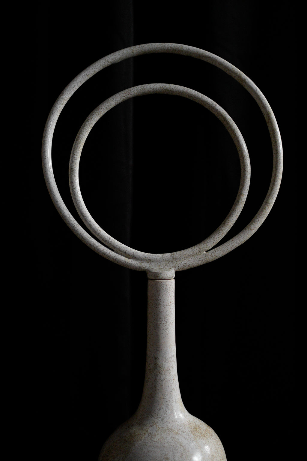 Eclipse white vase - L