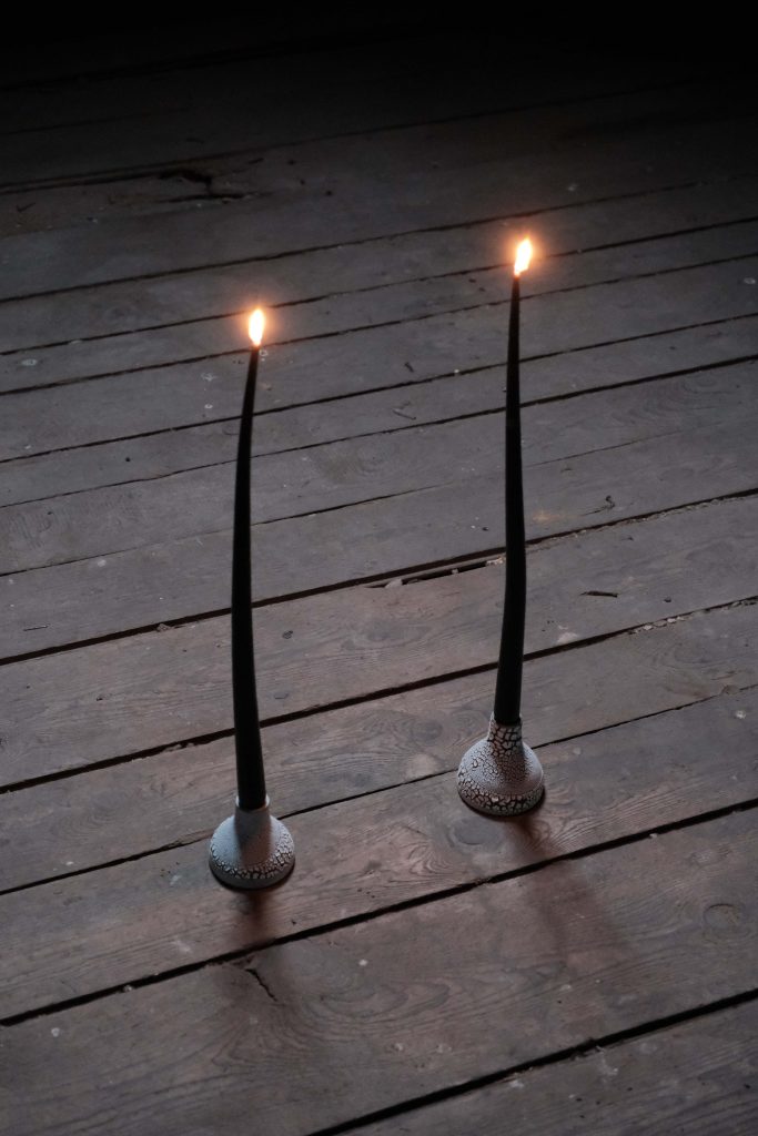 Meteor candle holder