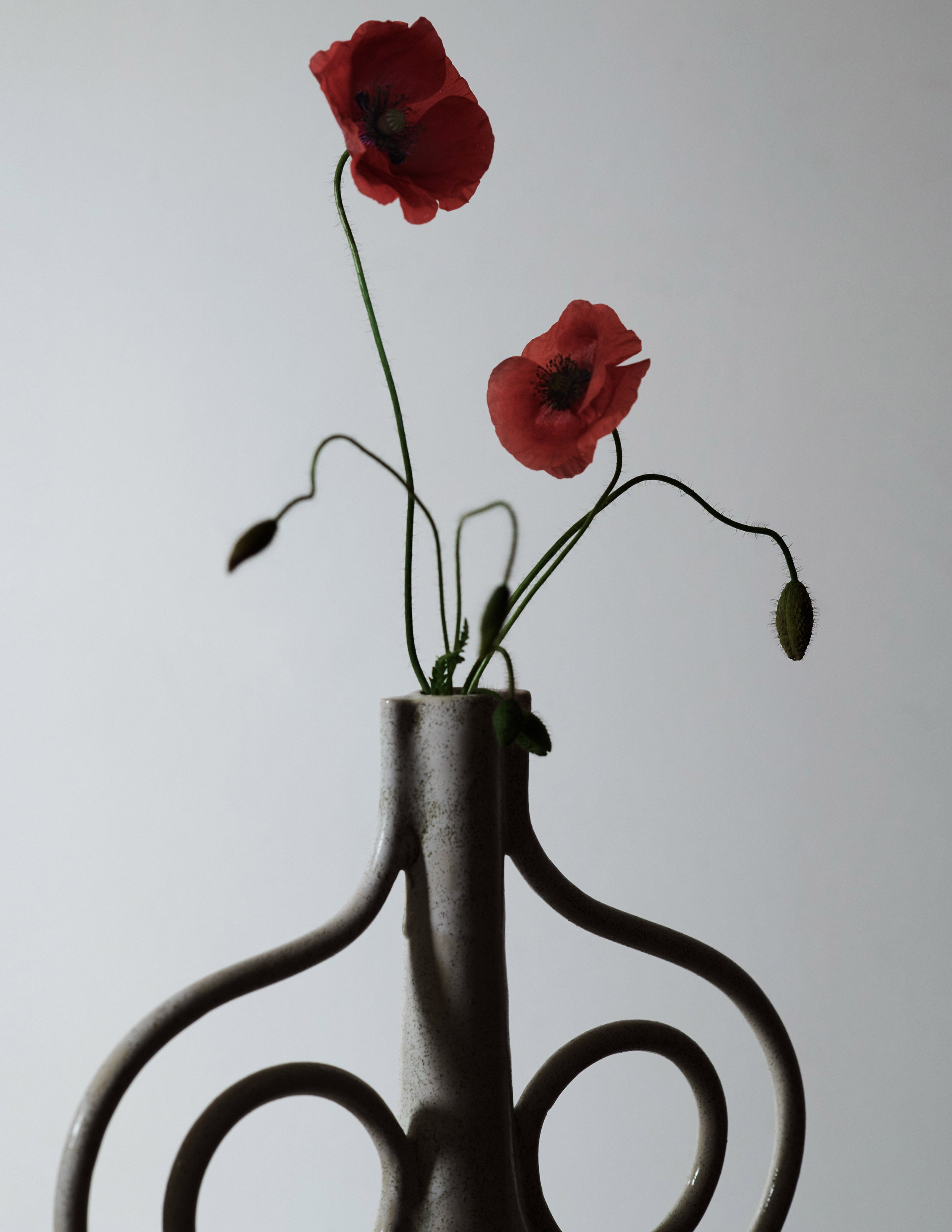 Orbit white vase Symetrical - L