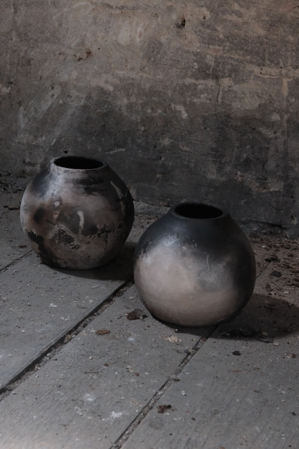 Pitfired vase 1 (2022)