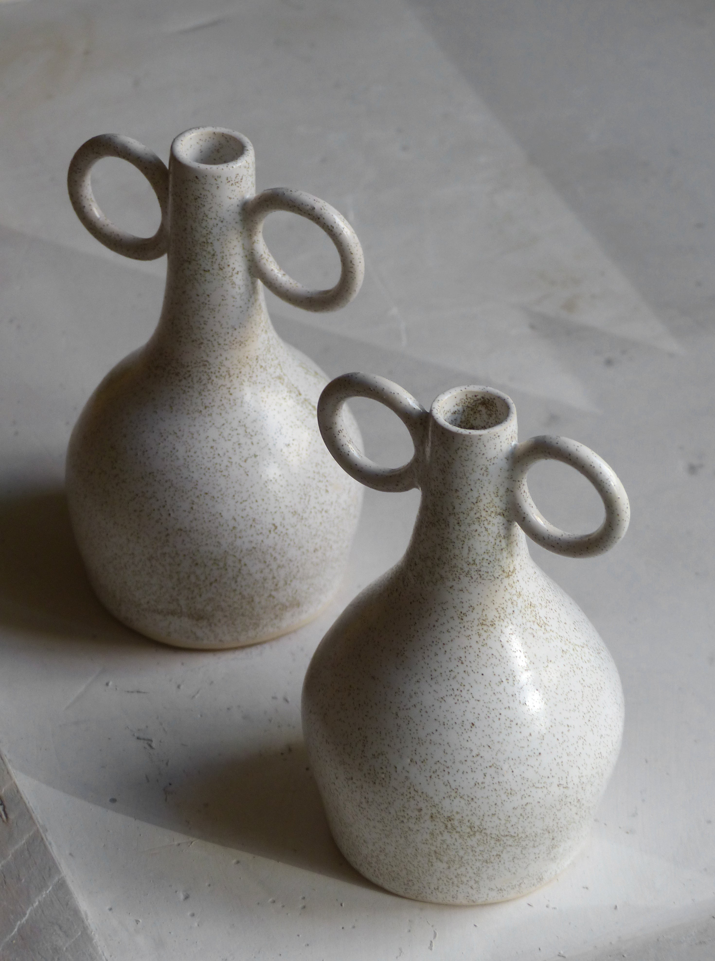 White Moon eared vase - 2019