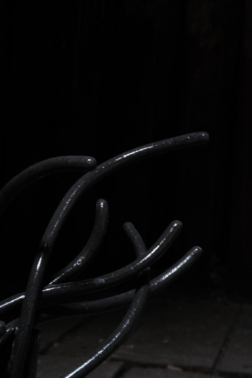 Alien vase 1