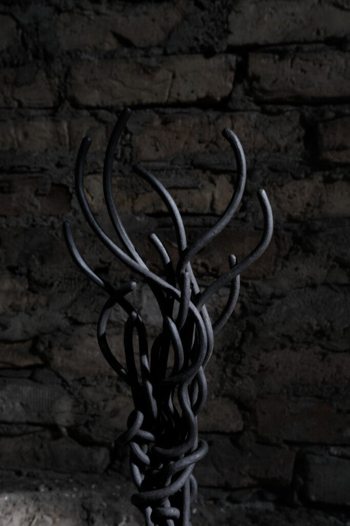 Alien vase 3