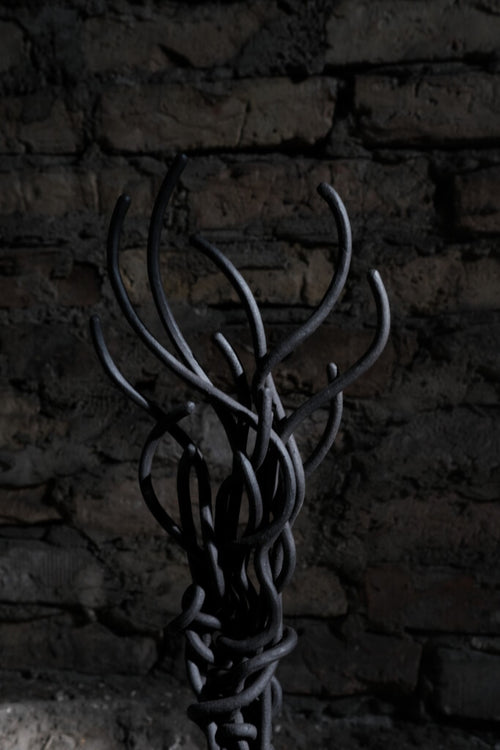 Alien vase 3