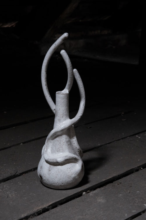 Alien vase 4