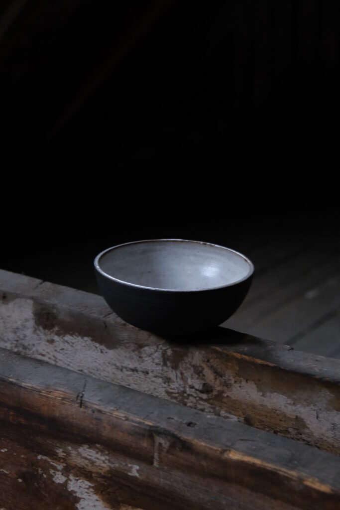 Black Moon bowl - Curve