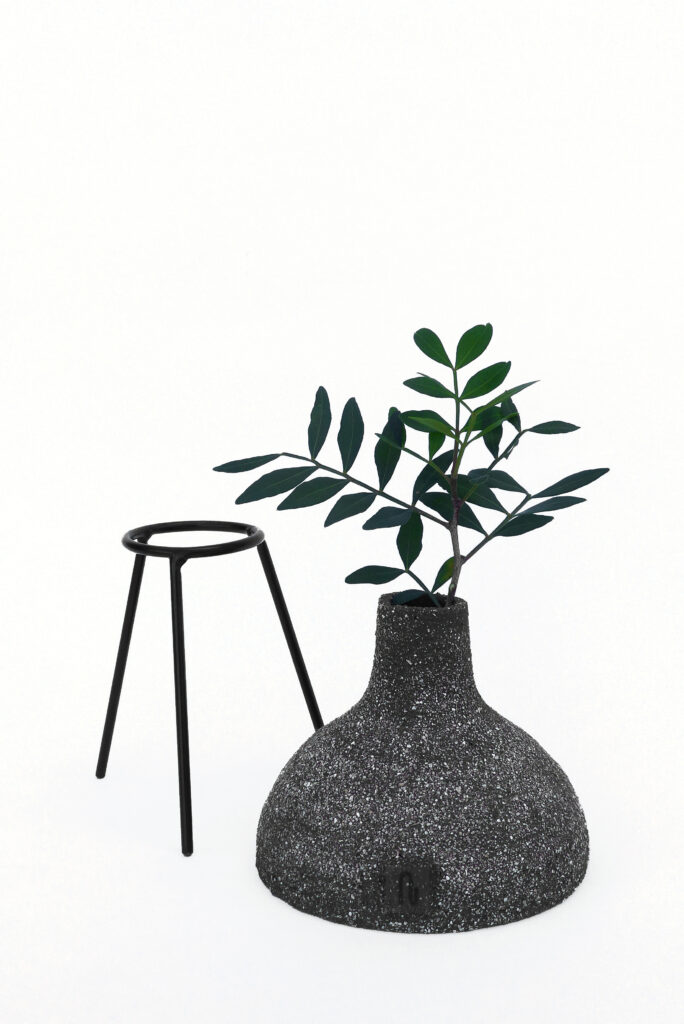 Comet tripod pot - Reversible