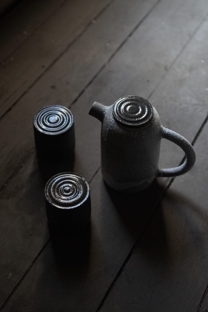 Onde mug with lid