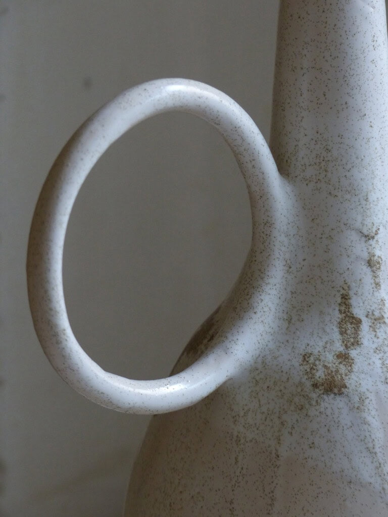 Ring vase - White