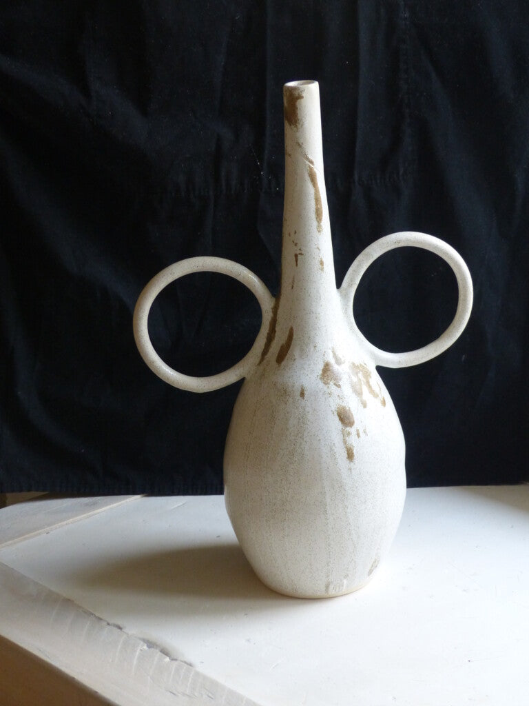 Ring vase - White